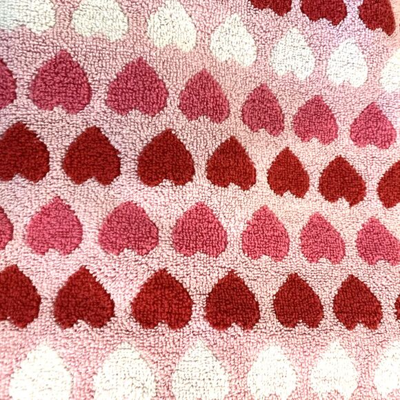 4-Pc Valentine's Theme Towel Set Red Pink White Hearts 2-Bath 27"x54" 2-Hand - Picture 3 of 5